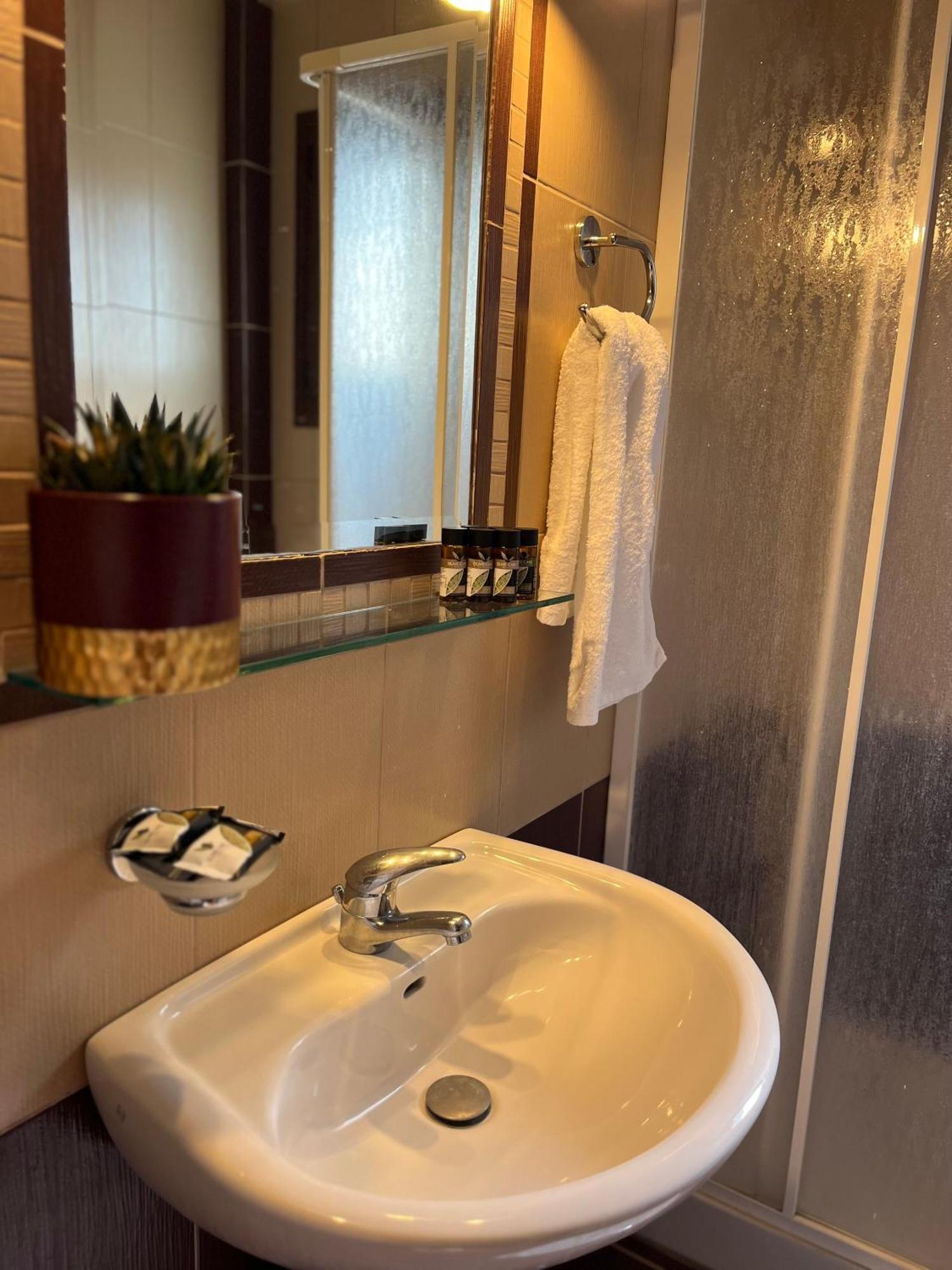 Agnanti Zitsas Hotel Extérieur photo
